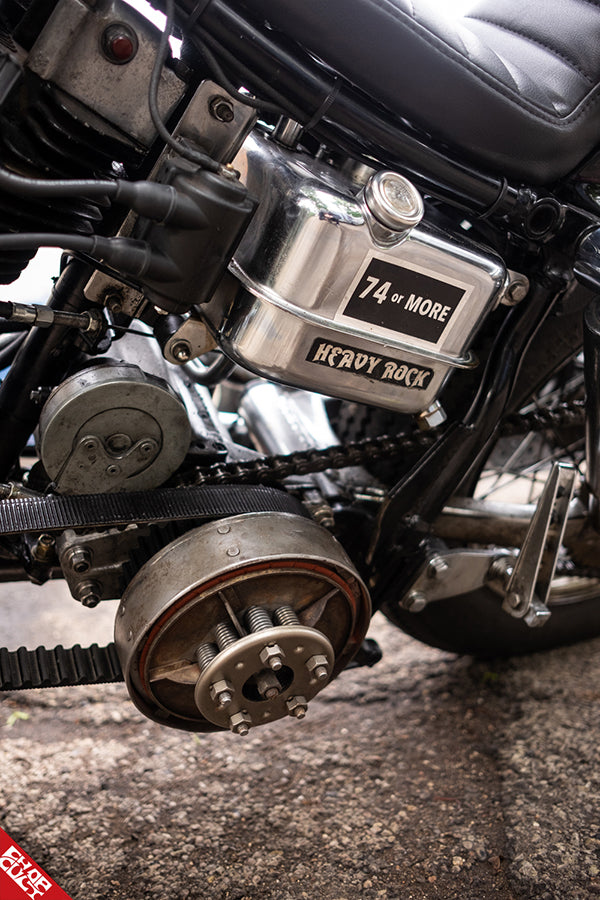 A photo of the bike's chain